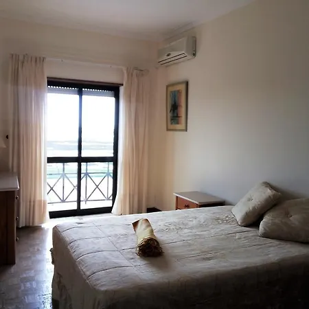 By Sunline Holidays Appartamento *